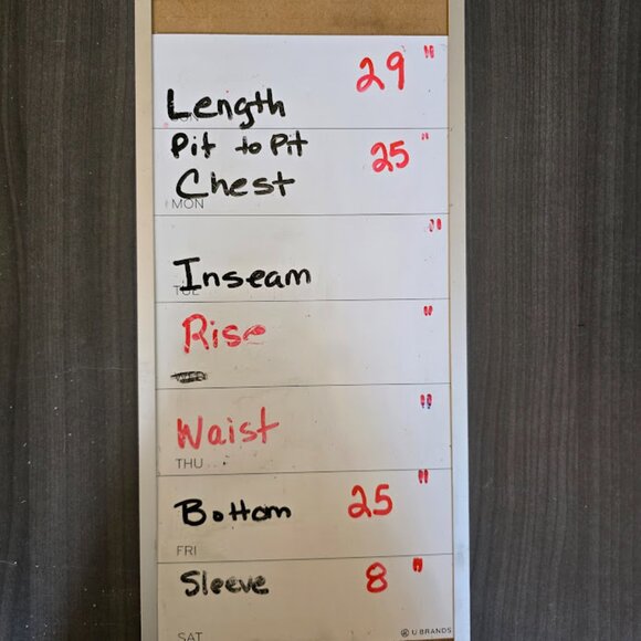 SELENA OFFICIAL MERCHANDISE TSHIRT SIZE XL ICONIC SHORT SLEEVE 100% COTTON SOFT - Picture 5 of 5